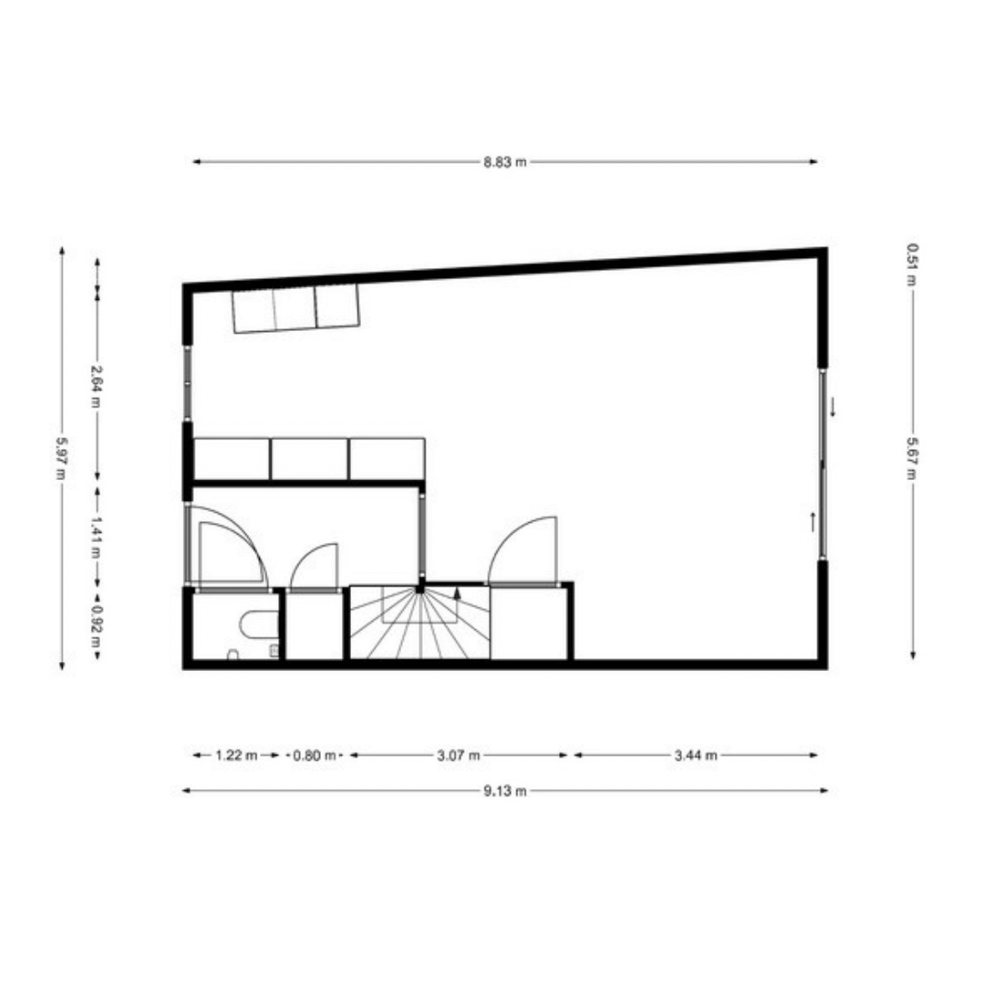 In deze foto zie je een plattegrond met maten. Hiermee geef ik aan dat er een voorlopig interieuradvies gegeven wordt. In een tussentijdsgesprek wordt een voorlopig advies uitgegeven, daarna worden de besproken wijzigingen aangebracht. 